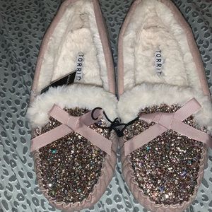 Torrid blush slippers
